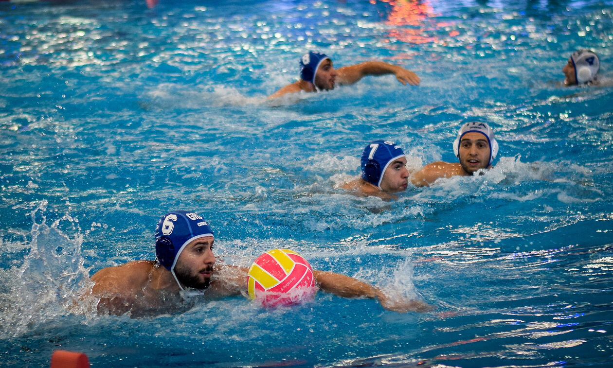 Ελλάδα: Σήμερα με Ουγγαρία, αύριο με Ισπανία 