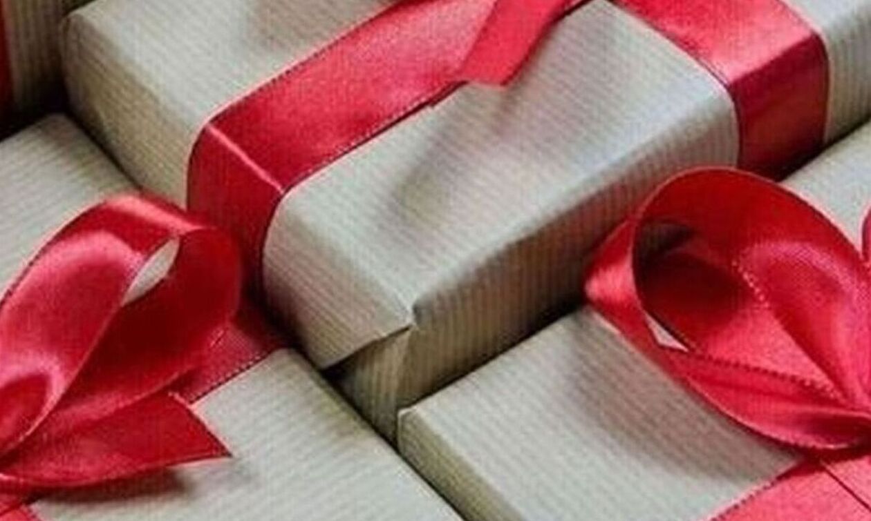 Εορτολόγιο: Ποιοι γιορτάζουν σήμερα, Κυριακή του Πάσχα (12/4)