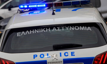 Πειραιάς: Πέταξαν κροτίδα σε λεωφορείο - Συνελήφθη ένας ανήλικος (vid)