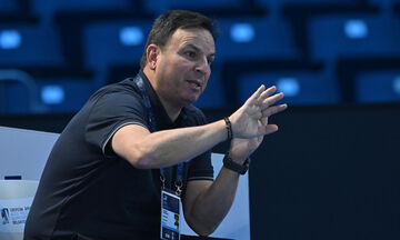 Βλάχος: «Τα παιδιά ζουν και αναπνέουν για την Εθνική»