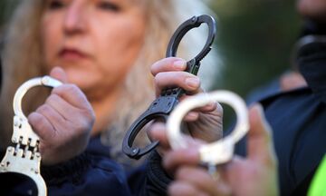 Θεσσαλονίκη: Χειροπέδες σε δύο Ρομά για εκβιασμό και απόπειρα ληστείας σε 19χρονο