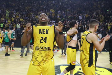 ΑΕΚ - Μπανταλόνα 72-67 (highlights)