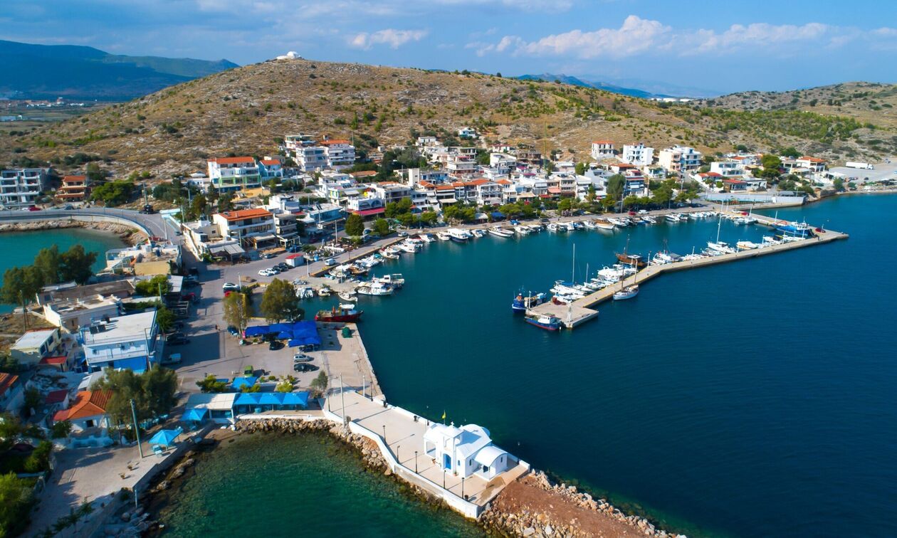 Πάχη: Ένα γραφικό ψαροχώρι 30 λεπτά από το κέντρο της Αθήνας