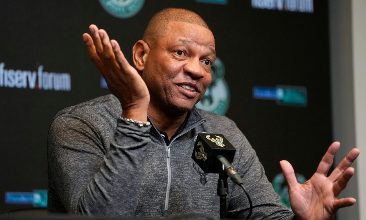 NBA: Τέλος η προπονητική για τον Ντοκ Ρίβερς