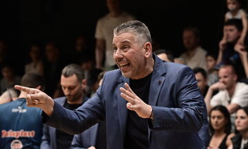 Παπαθεοδώρου: «Εμείς μπορούμε να κοιτάμε στον καθρέφτη το πρόσωπό μας»