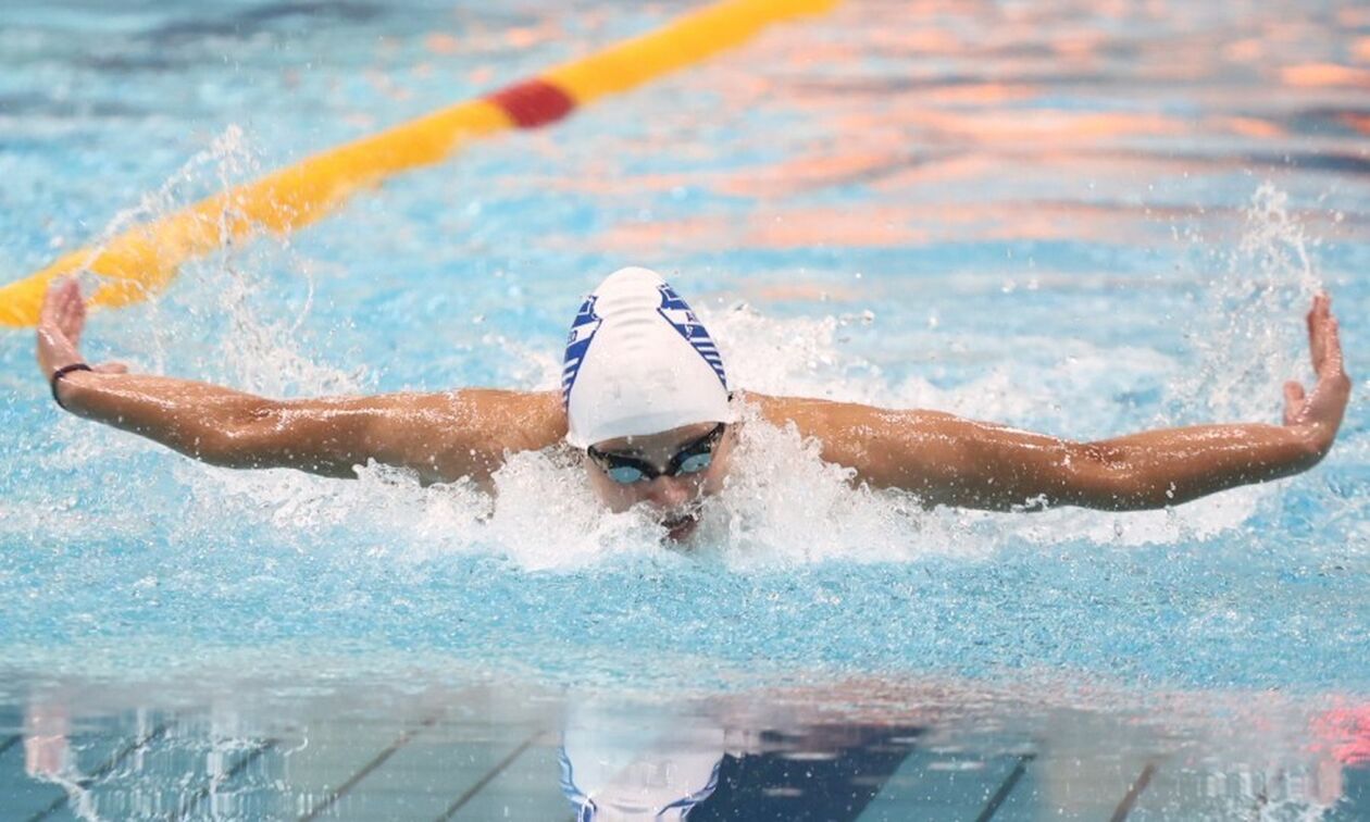 Νέο τριπλό πανελλήνιο ρεκόρ από την Μπιλανάκου στα 50 μ. ελεύθερο