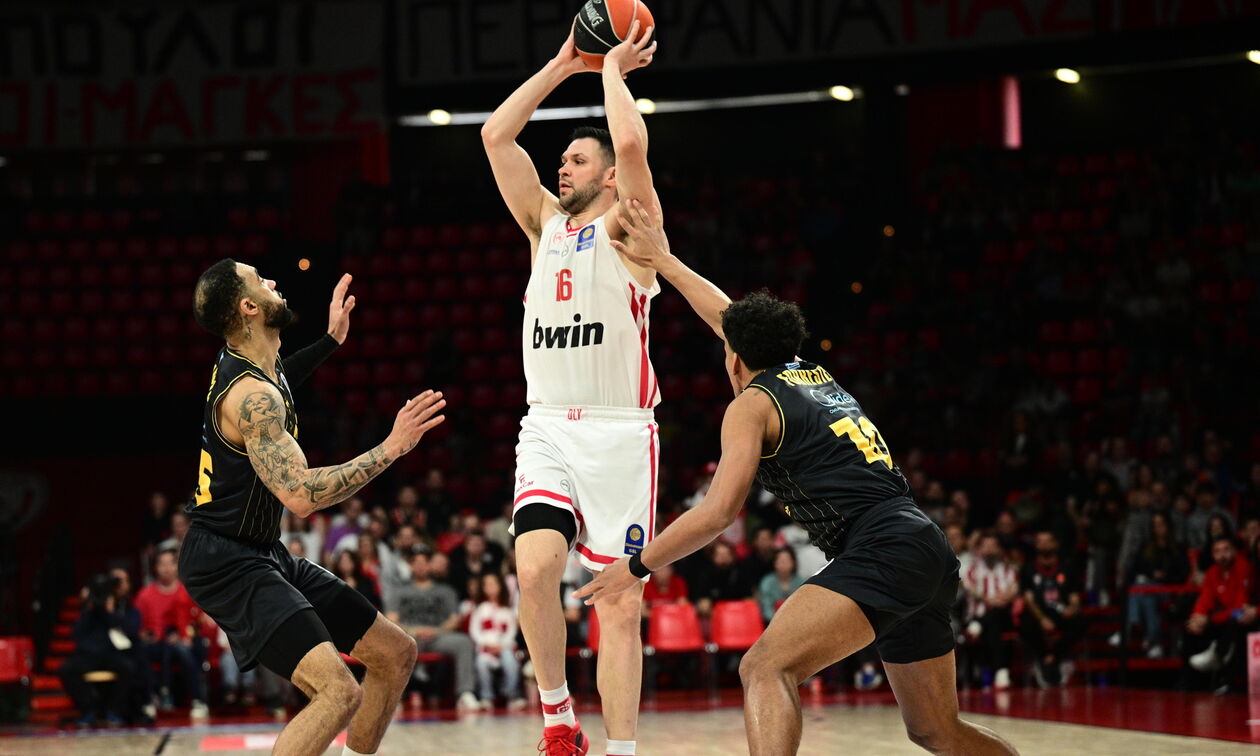 Μπαρτζώκας: «Μπασκετικός θρύλος ο Παπανικολάου!»