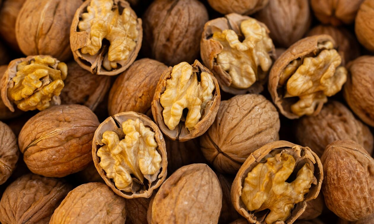 Καρύδια: Όλα τα οφέλη για την υγεία μας