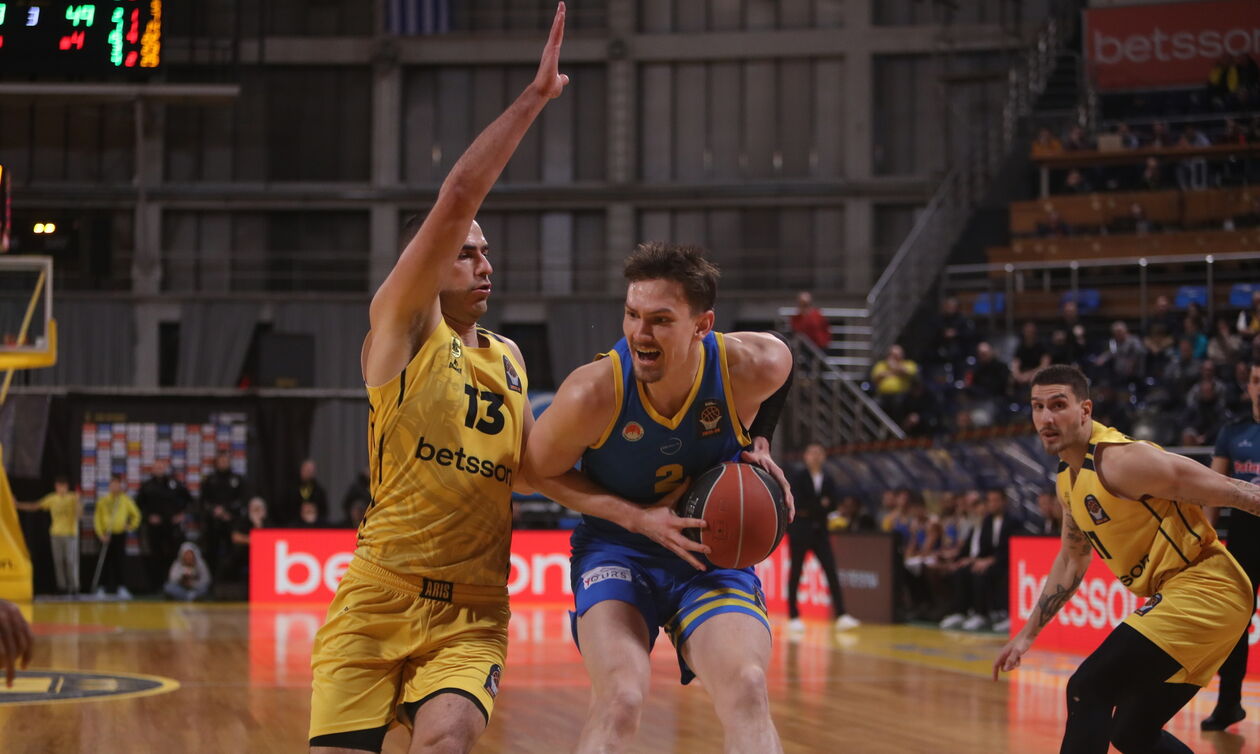 GBL: Τζάμπολ στο Περιστέρι