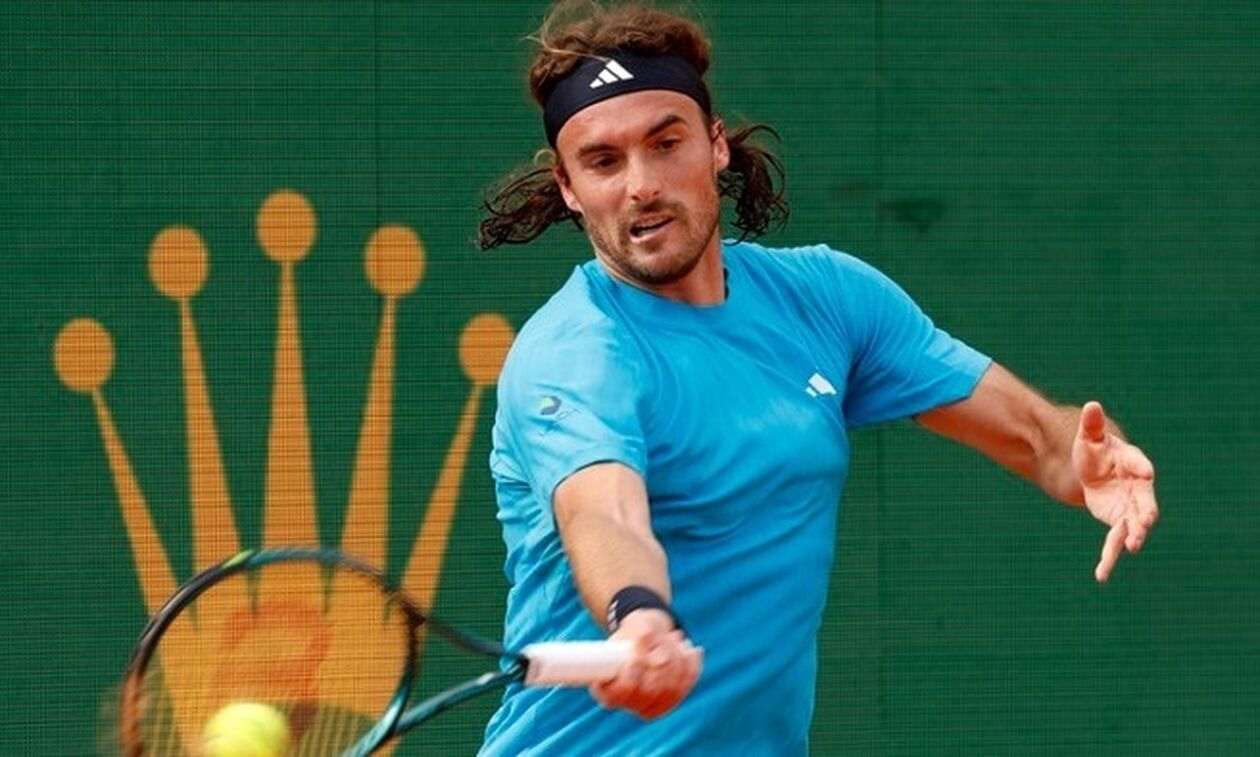 Πέρασε με ανατροπή ο Τσιτσιπάς