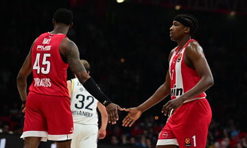 Ολυμπιακός: Εκτός δωδεκάδας Χολ και Νιλικίνα 