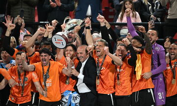 Η απονομή του Κυπέλλου στον ΟΦΗ (vid)