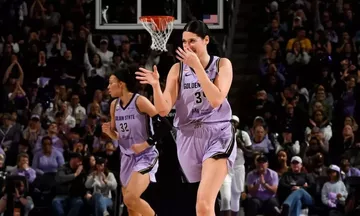 Πρώτη εμφάνιση της Μαριέλλας Φασούλα με τις Βάλκιρις (pics, vids) 