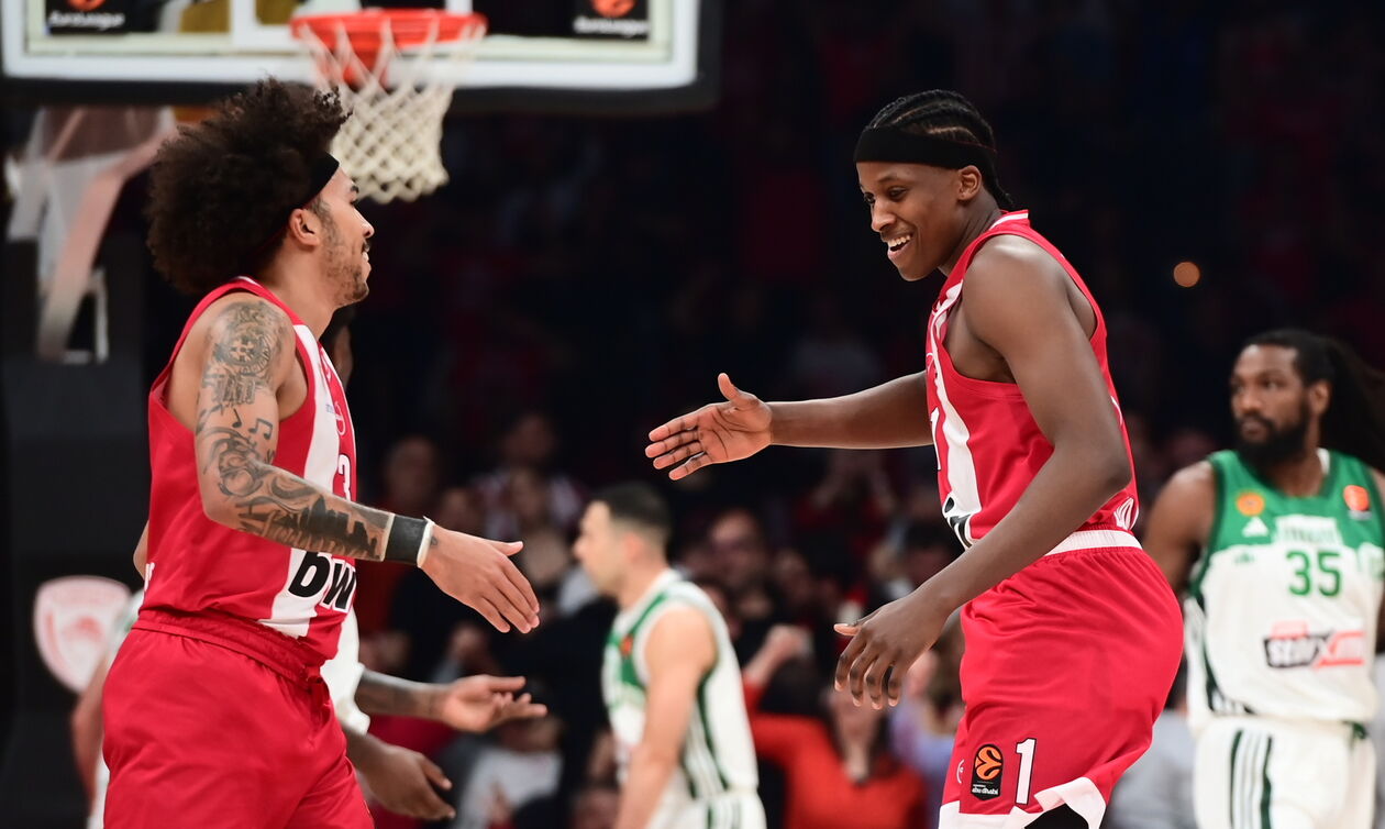 Ολυμπιακός: Έξω ο Ουόρντ, μέσα ο Νιλικίνα 