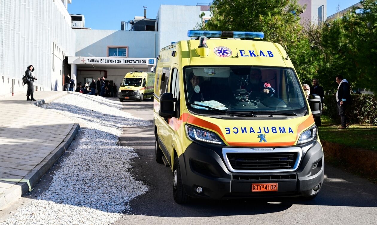 Κερατσίνι: Άνδρας «βούτηξε» στο κενό για να αποφύγει τη σύλληψη