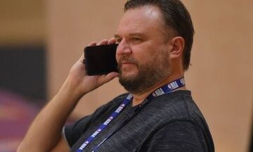 Παρελθόν ο Μόρεϊ από τους Σίξερς