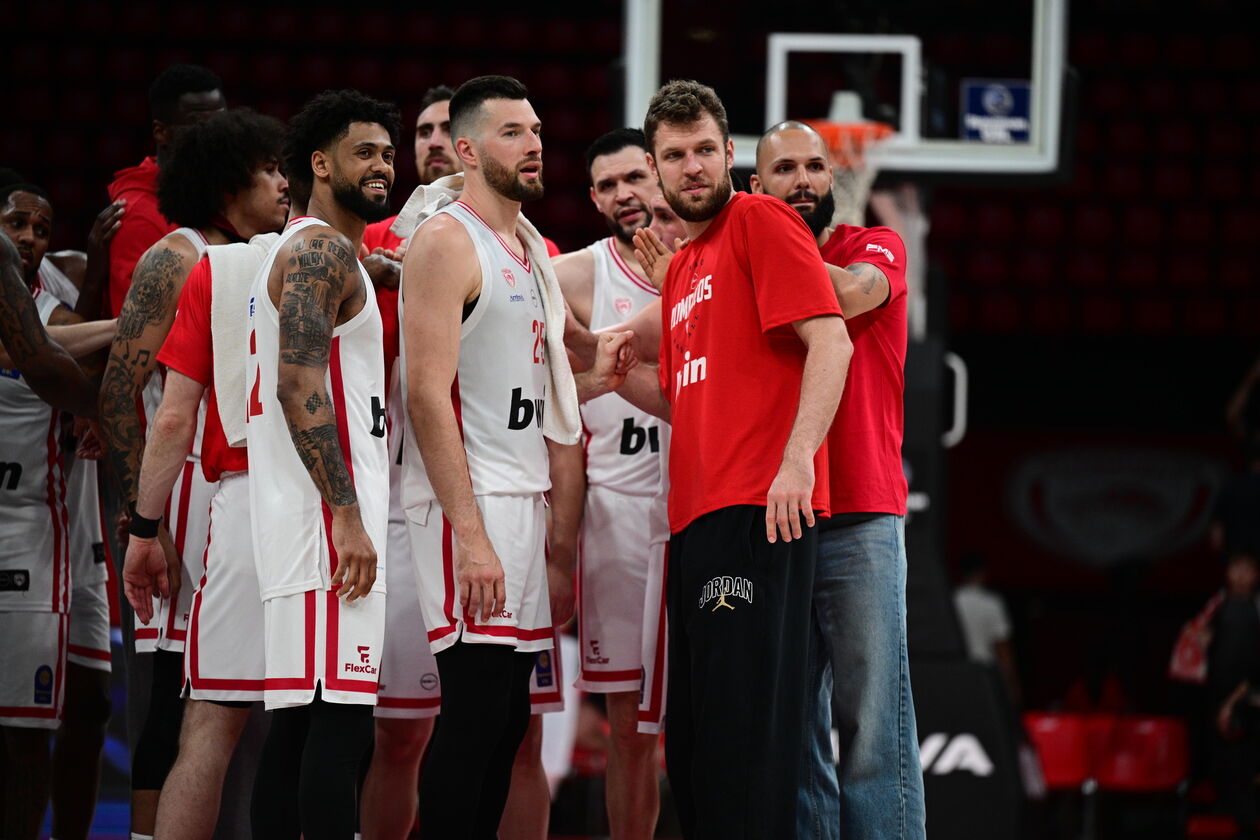 Live Streaming: Κολοσσός - Ολυμπιακός (16:15)