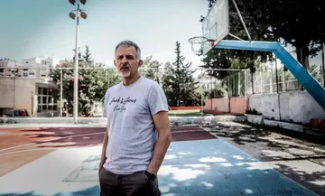 Μπακατσιάς: «Δίκαιος ο τίτλος του Ολυμπιακού, είχε τη μεγαλύτερη σταθερότητα φέτος»