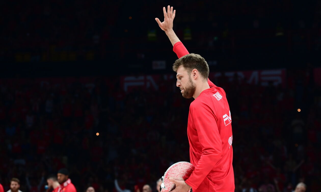 EuroLeague: Οι παίκτες ανέδειξαν MVP τον Βεζένκοφ