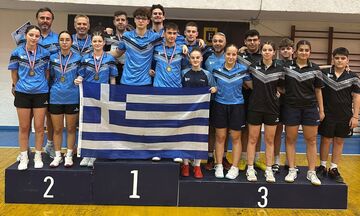 Πινγκ Πονγκ: Η απονομή των επάθλων στο ομαδικό και η πορεία των διεθνών στα ταμπλό του απλού