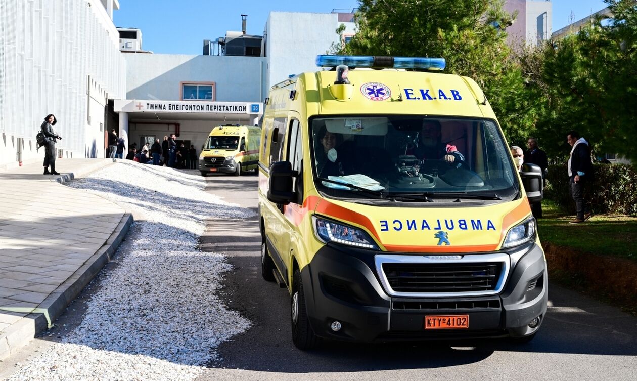 Νεκρή 82χρονη που παρασύρθηκε από δίκυκλο σε λαϊκή αγορά