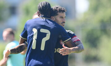 Ολυμπιακός-Λέουβεν 1-1: Φόρτσαρε στο τέλος, αλλά ισοφαρίστηκε 