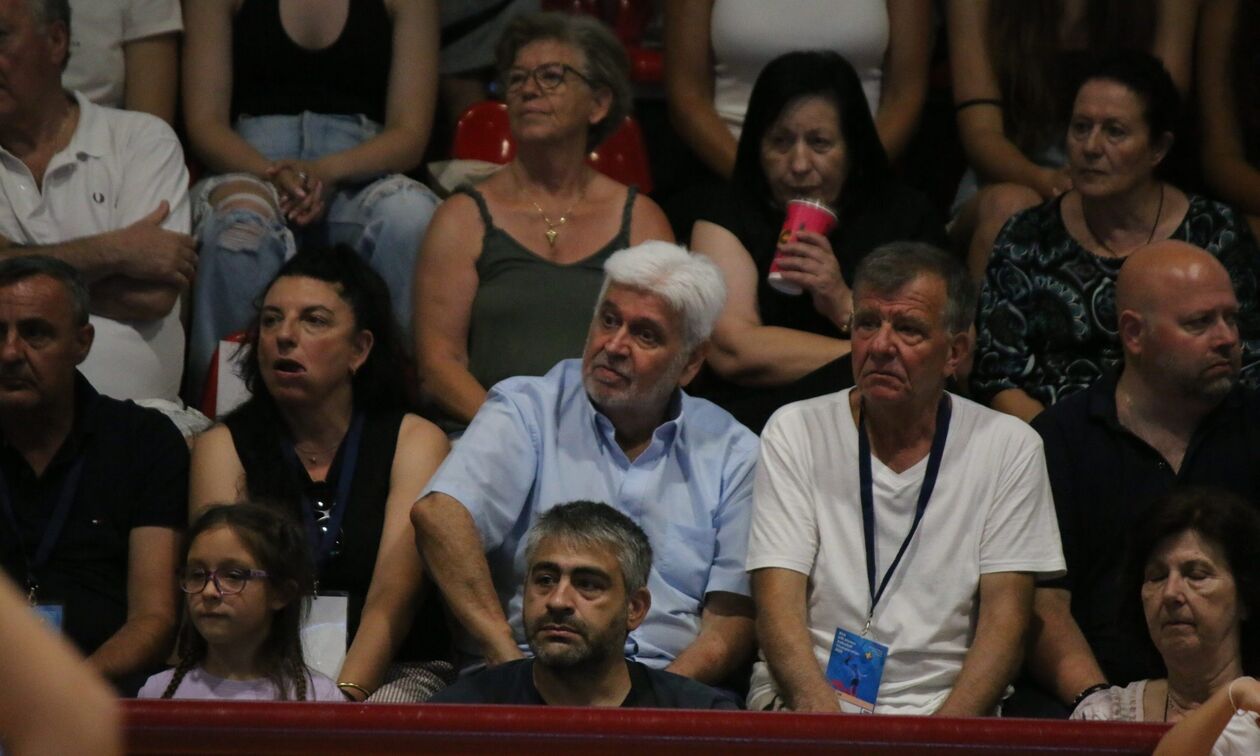 Ο Γιώργος Καραμπέτσος στα Γρεβενά για το Βαλκανικό κοριτσιών Κ16