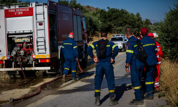 Πολύ υψηλός κίνδυνος πυρκαγιάς σε Αττική, Εύβοια και Ρόδο