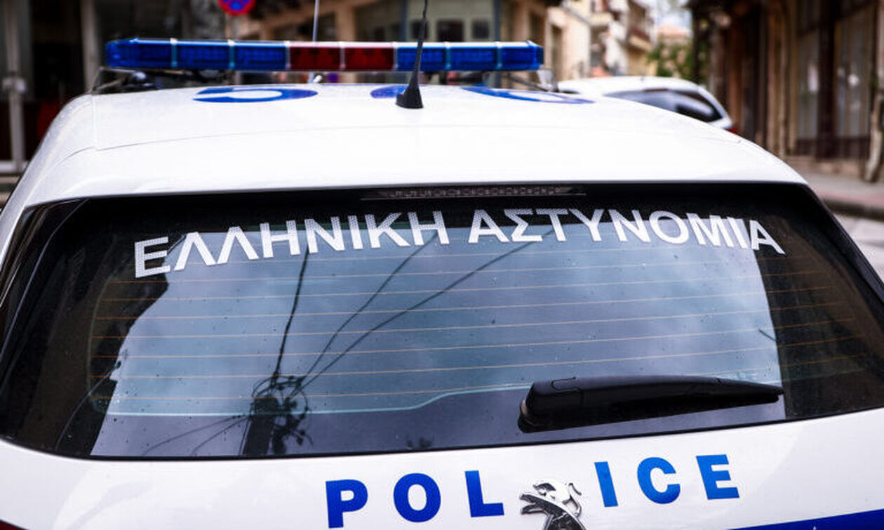Ησυχία! Η Ελληνική Αστυνομία κοιμάται!