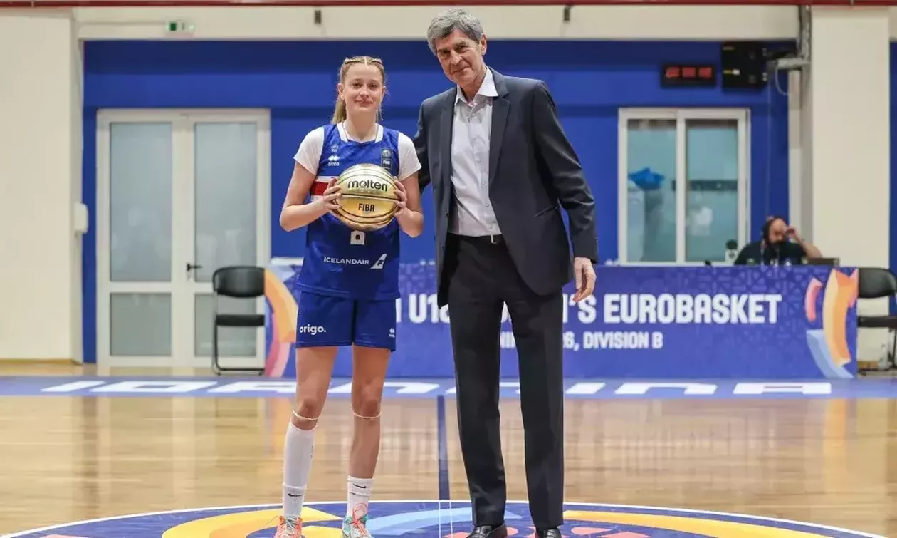 Ευρωμπάσκετ U16: MVP η Μπέργκλιντ Χλινσοντίρ