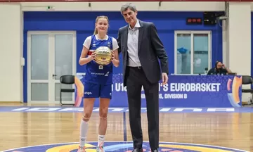 Ευρωμπάσκετ U16: MVP η Μπέργκλιντ Χλινσοντίρ