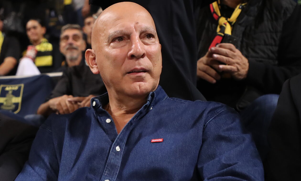 Γκάλης: «Στηρίζουμε τα κορίτσια και τα αγόρια που ιδρώνουν τα γαλανόλευκα»