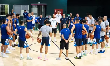 Πρώτη προπόνηση για την Εθνική - Παραμένει τραυματίας ο Ρογκαβόπουλος