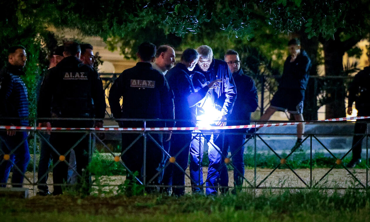Εμπρηστική επίθεση σε εν λειτουργία κατάστημα τα ξημερώματα στον Άγιο Παντελεήμονα 