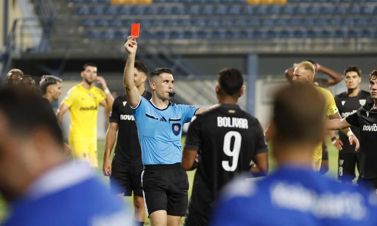Καλαμάτα: «Καμπάνα» στον Μπολιβάρ!