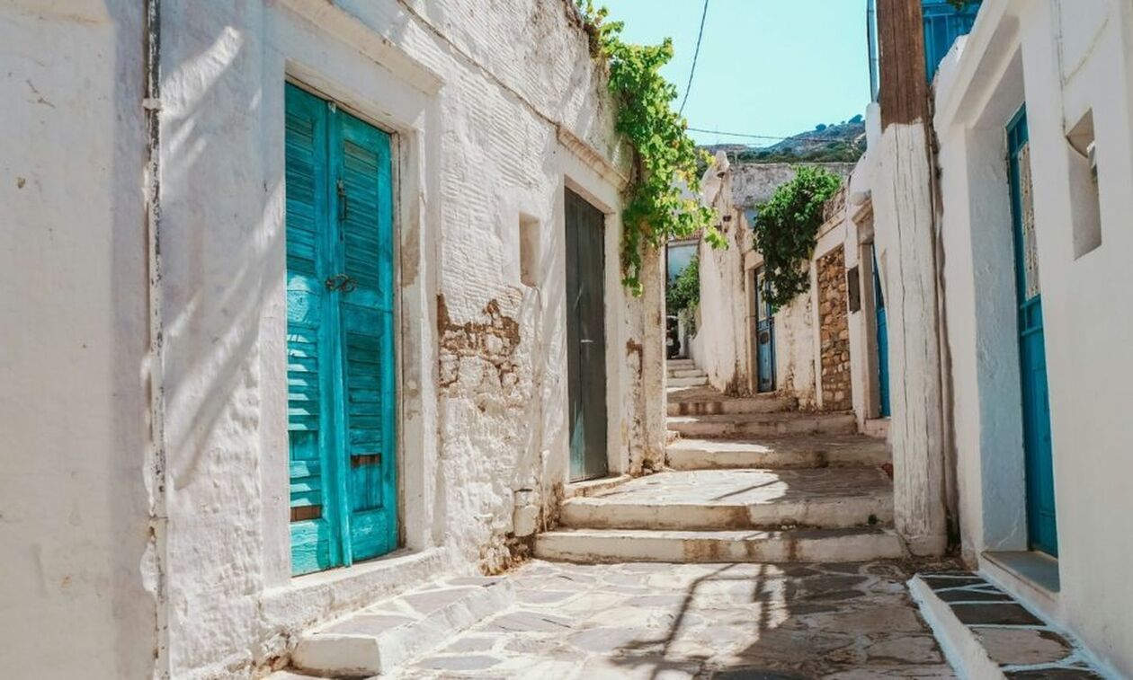 Απείρανθος - Το «μαρμάρινο» χωριό