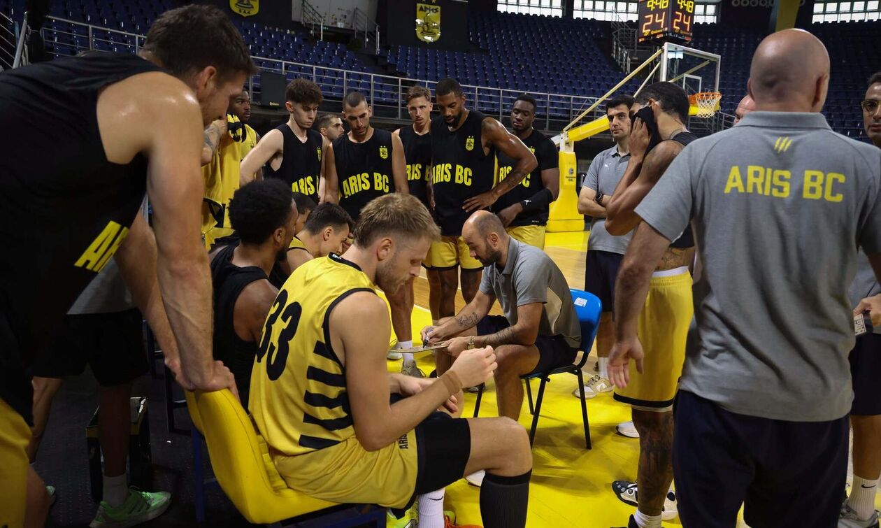 Νίκη του Άρη επί του Βίκου Ιωαννίνων στο «Nick Galis Hall»