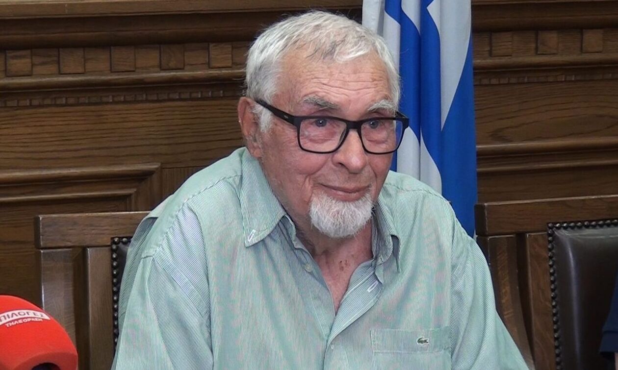 Απεβίωσε ο Δημήτρης Μακρής 