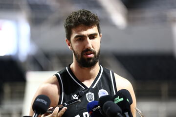 Χουγκάζ: «Νοοτροπία νικητή σε κάθε διοργάνωση»