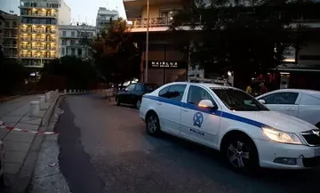  Θεσσαλονίκη: Κοριτσάκια 2 και 4 ετών περιφέρονταν μόνα τους στον δρόμο – Συνελήφθη ο πατέρας τους 