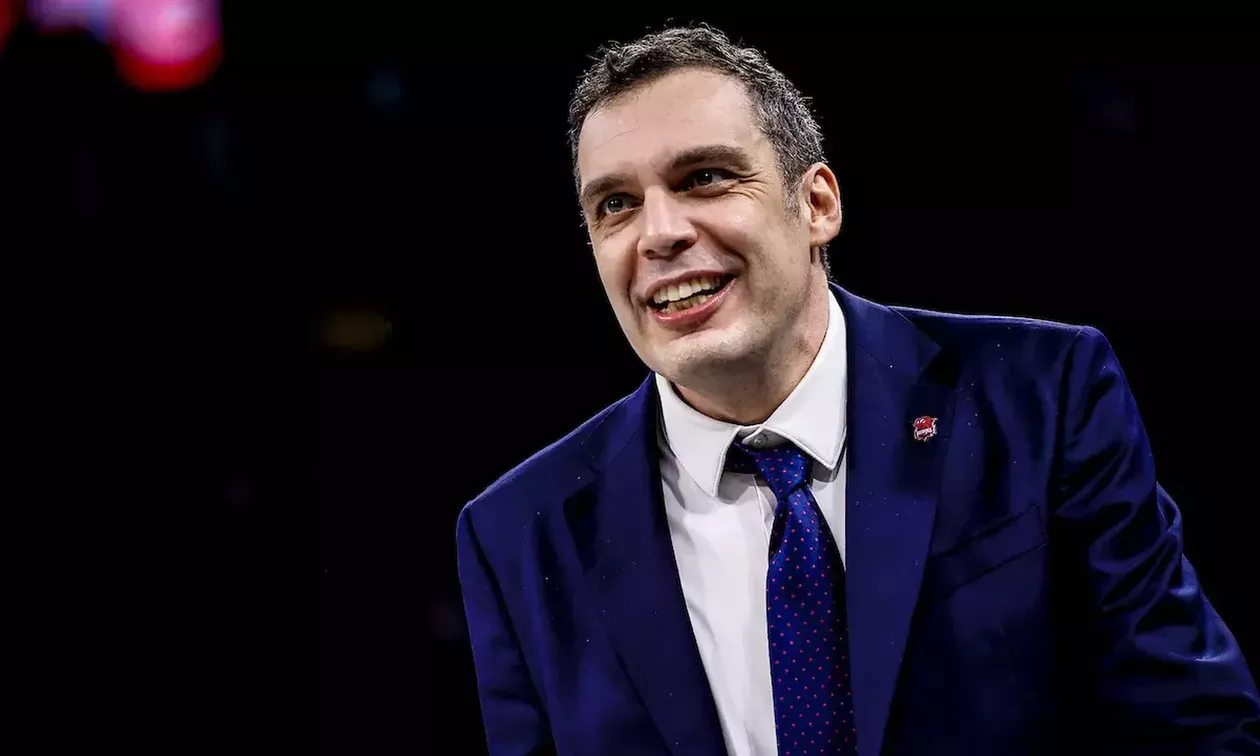 Μπασκόνια: Η σπόντα Γκαλμπιάτι για την απουσία του Λεν με τον Ολυμπιακό