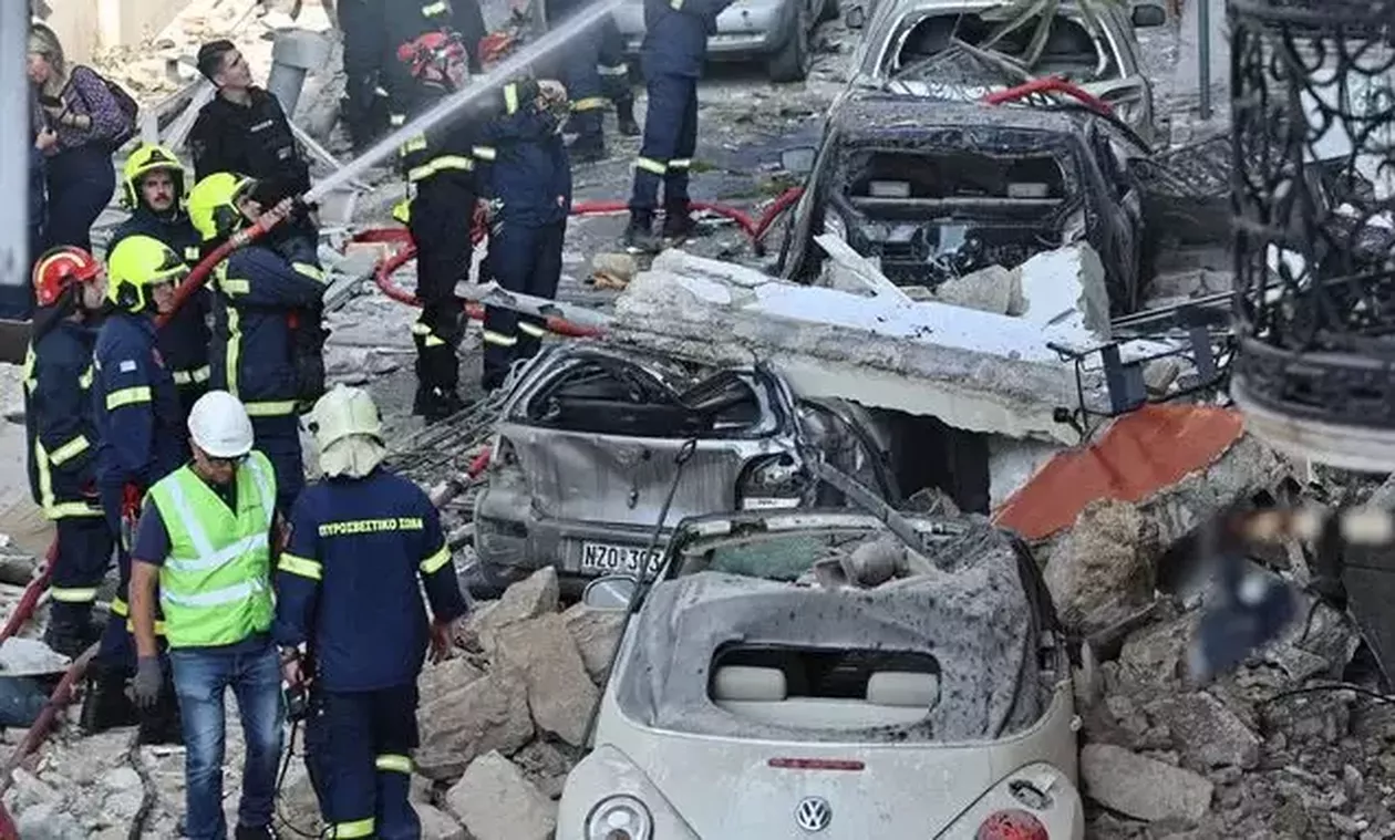  Έκρηξη στην Πλάκα: Έγκυος μεταξύ των νεκρών – Τι ερευνάται για τα αίτια της τραγωδίας 