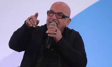 Ζουγανέλης: «Με έχουν εντυπωσιάσει η μεθοδικότητα, η ταπεινότητα και η οργάνωση της Μυκόνου»