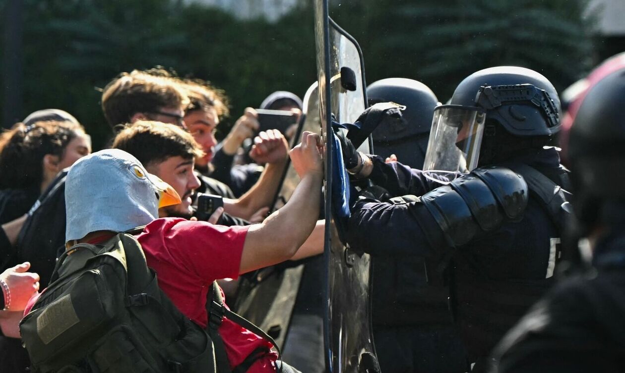 Γαλλία: Μαθητικές κινητοποιήσεις με φόντο τις ελλείψεις στα σχολεία
