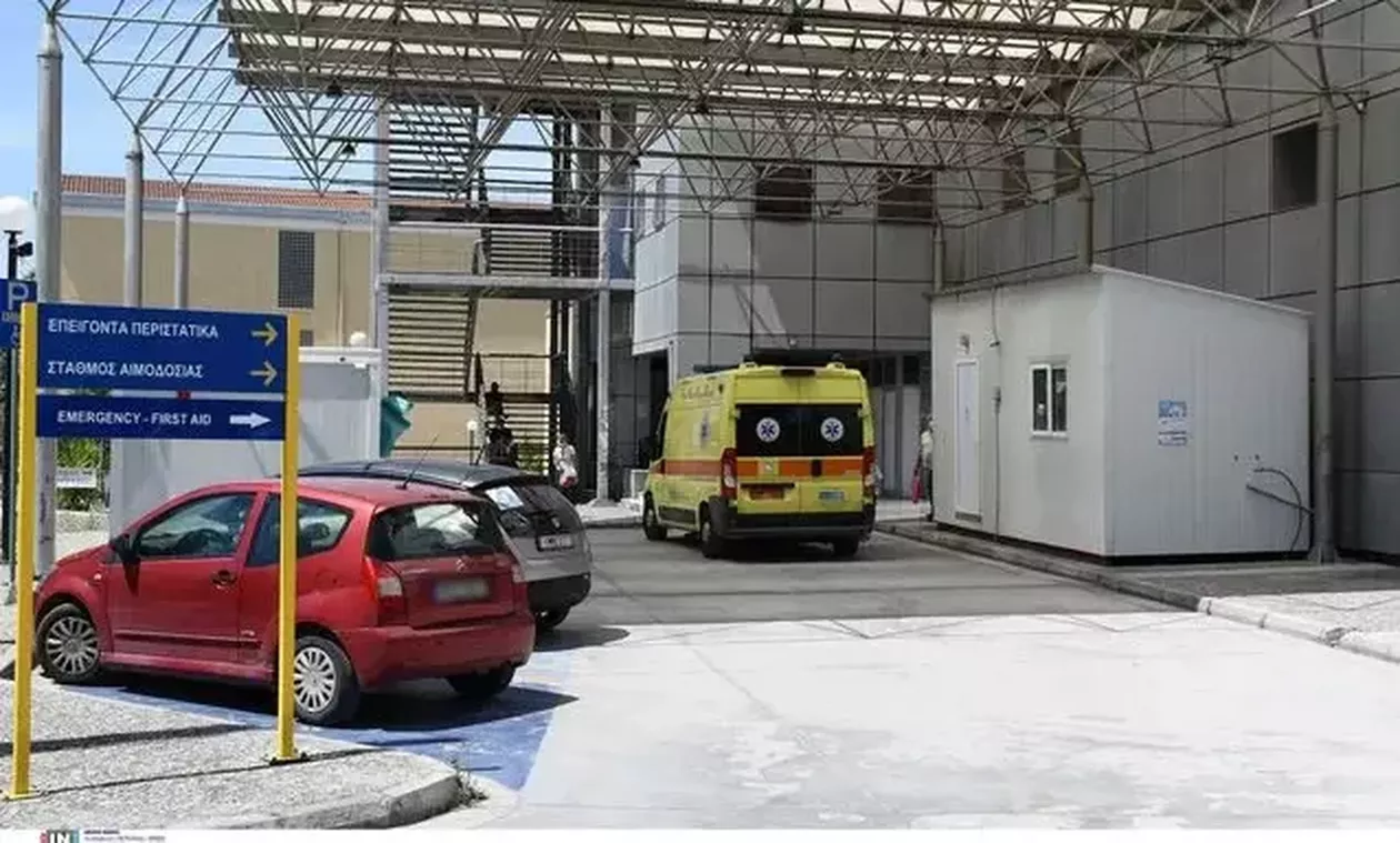  Άγριο επεισόδιο στον Βόλο: Περικύκλωσαν ταξί, κατέβασαν τους επιβάτες και τους ξυλοκόπησαν 