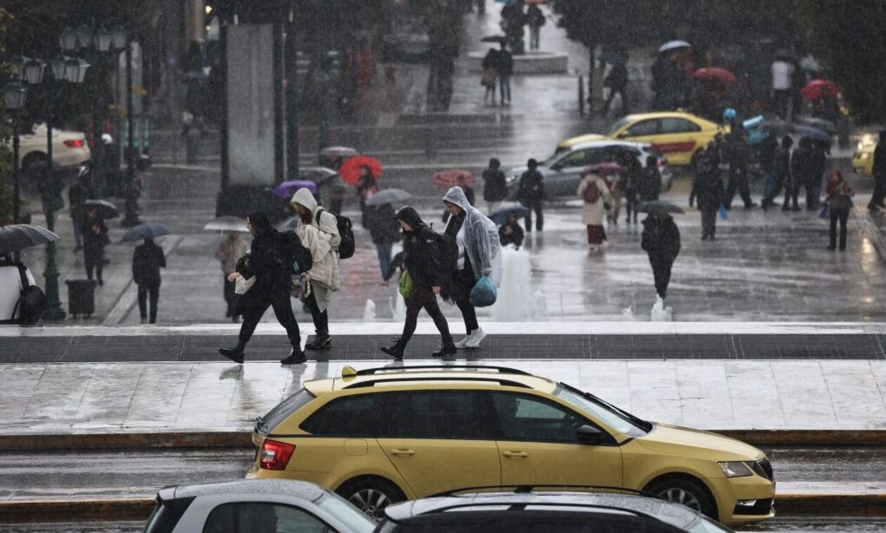 Καιρός: Ισχυρές βροχές και καταιγίδες