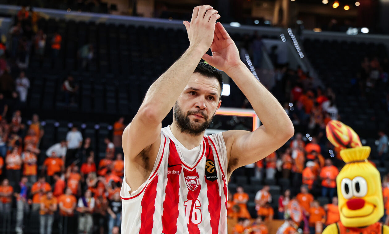 Ολυμπιακός: Έβαλαν πολλοί το... λιθαράκι τους