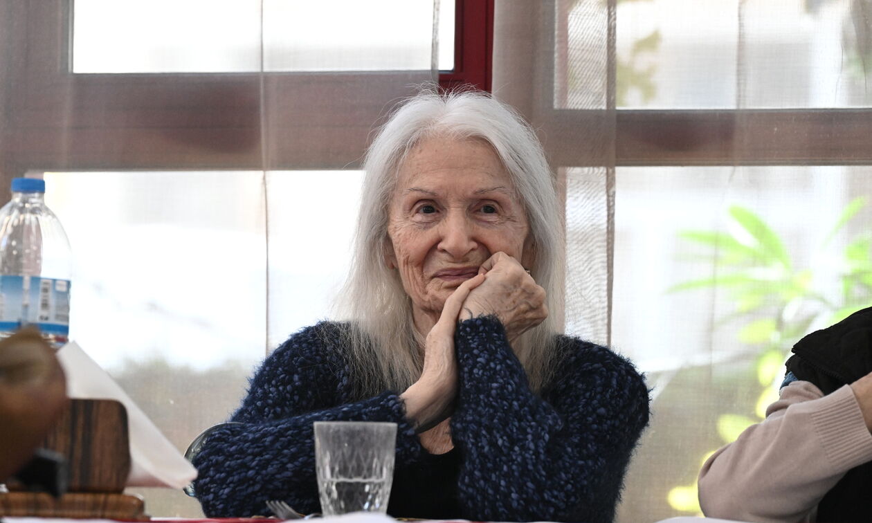 Πέθανε η σπουδαία ηθοποιός Μπέτυ Βαλάση, η αξέχαστη «Λωξάντρα»