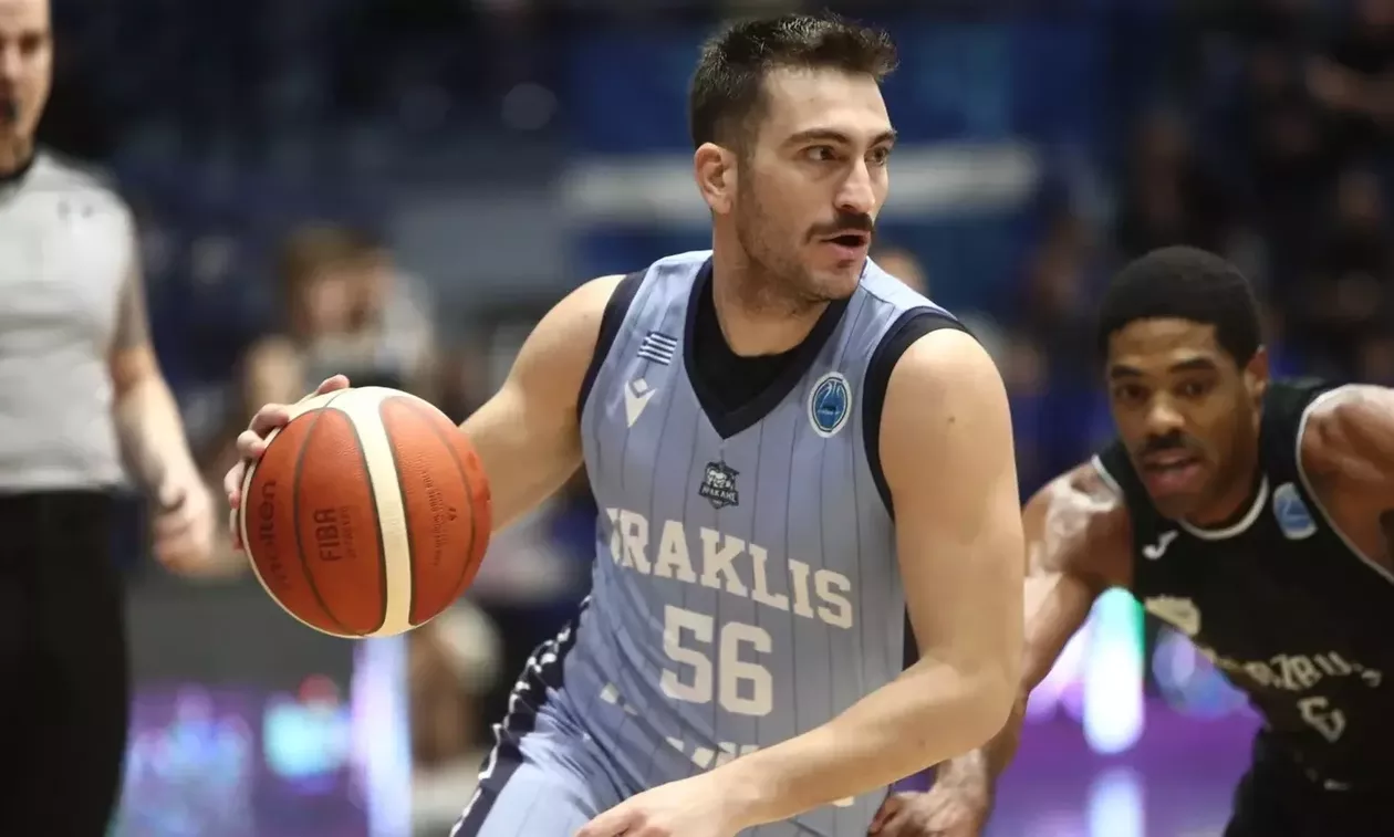Μαστρογιαννόπουλος: «Όταν μπαίνει ο κόσμος στην εξίσωση γίνεται ο έκτος παίκτης μας»