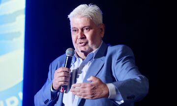 Καραμπέτσος: «Θα προσεγγίσουμε κάθε παιχνίδι με σεβασμό, σοβαρότητα και πίστη στις δυνατότητές μας»